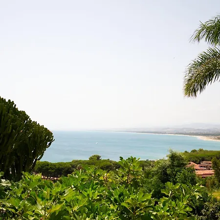 Dom wakacyjny Praiamea - House With Sea View *