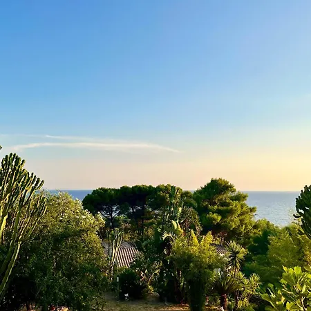 Holiday home Praiamea - House With Sea View Le Castella (Calabria)