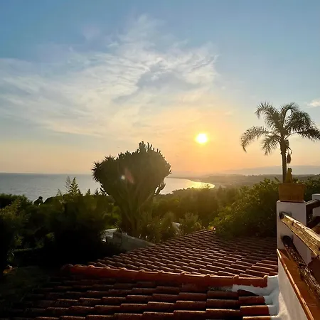 Holiday home Praiamea - House With Sea View Le Castella (Calabria)